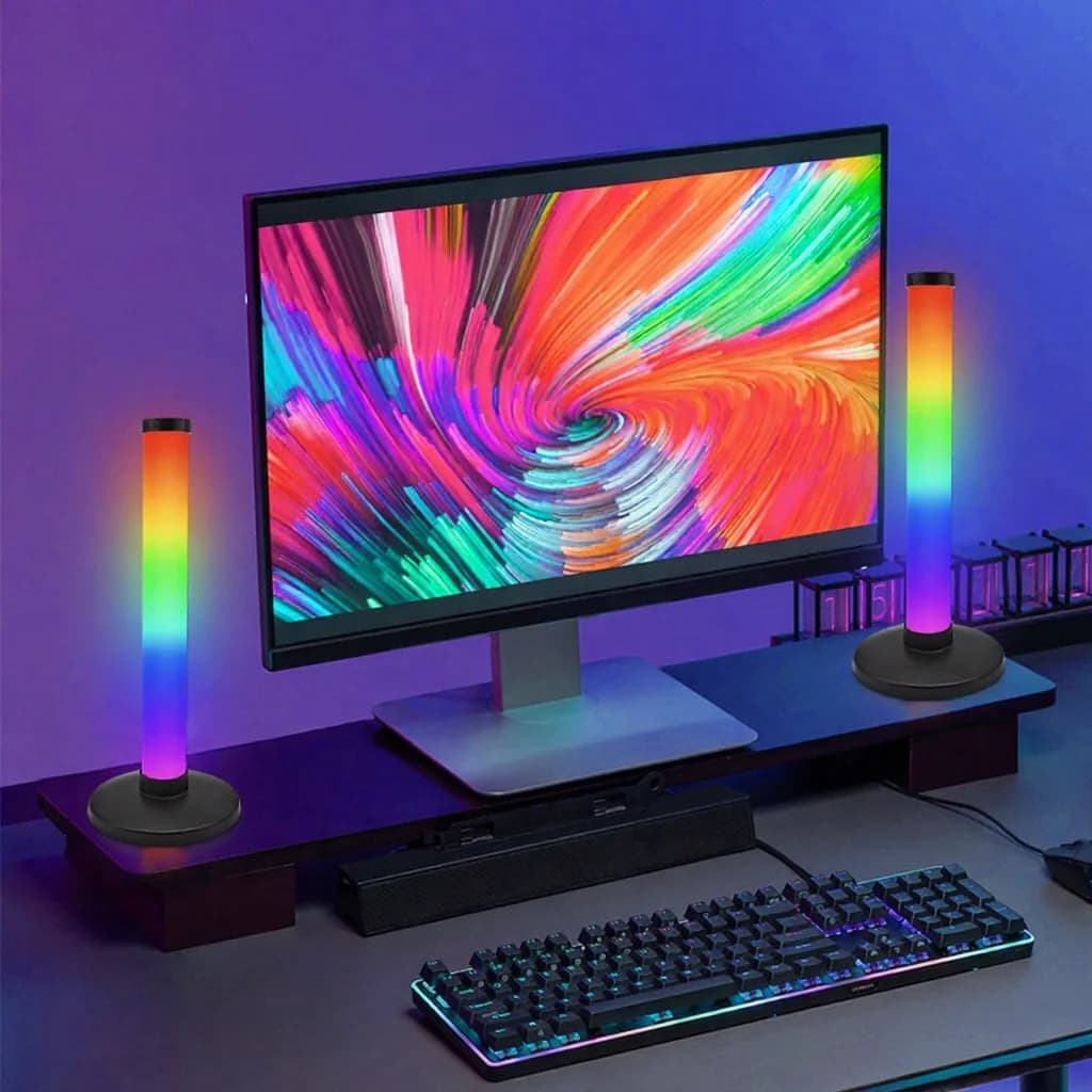 Luz ambiental RGB con sincronización de sonido y control por app para escritorio